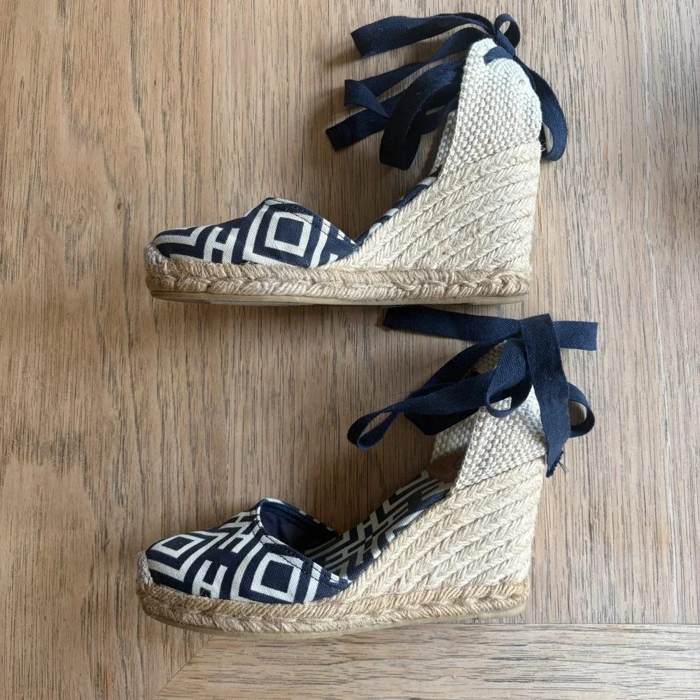 $248 TORY BURCH‎ Ines Wedge Espadrille Navy Geometric Sandal Ankle Tie EU35;US5